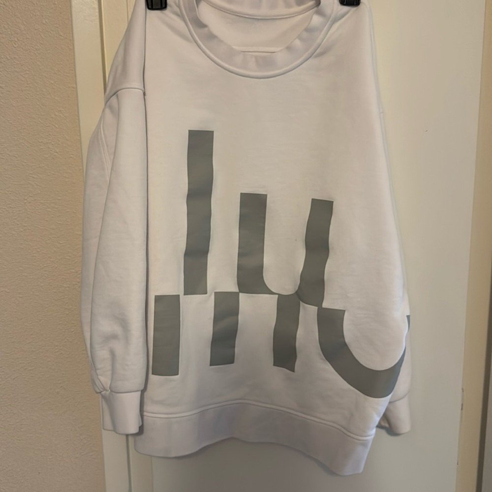 White Lululemon Sweatshirt